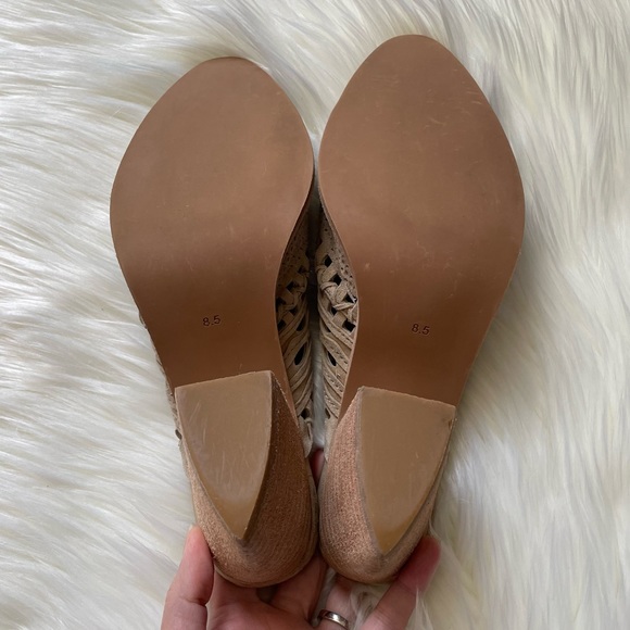 Jeffrey Campbell Favela Woven Mules Pointed Toe In Tan Size 8.5 - Picture 3 of 14